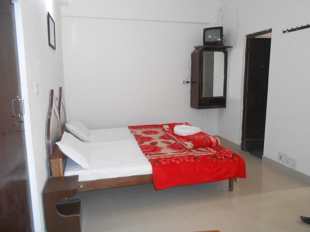 Hotel Safari Agra (Uttar Pradesh) Quarto foto