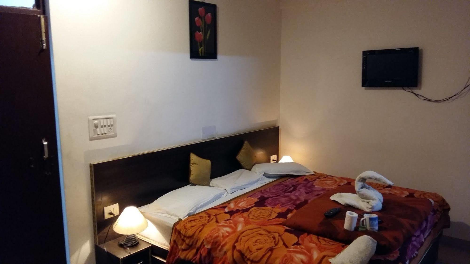 Hotel Safari Agra (Uttar Pradesh) Exterior foto