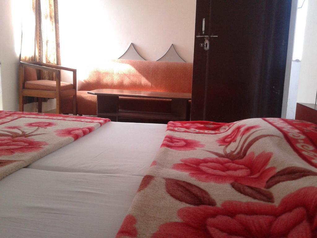 Hotel Safari Agra (Uttar Pradesh) Quarto foto